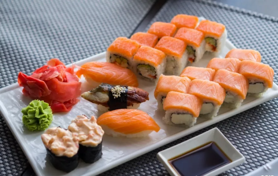 Ресторан ПРОСУШИ на Уральской в Краснодаре: Еда, Доставка, Суши, Салаты, Пицца, Супы, Бургеры, Японская кухня,