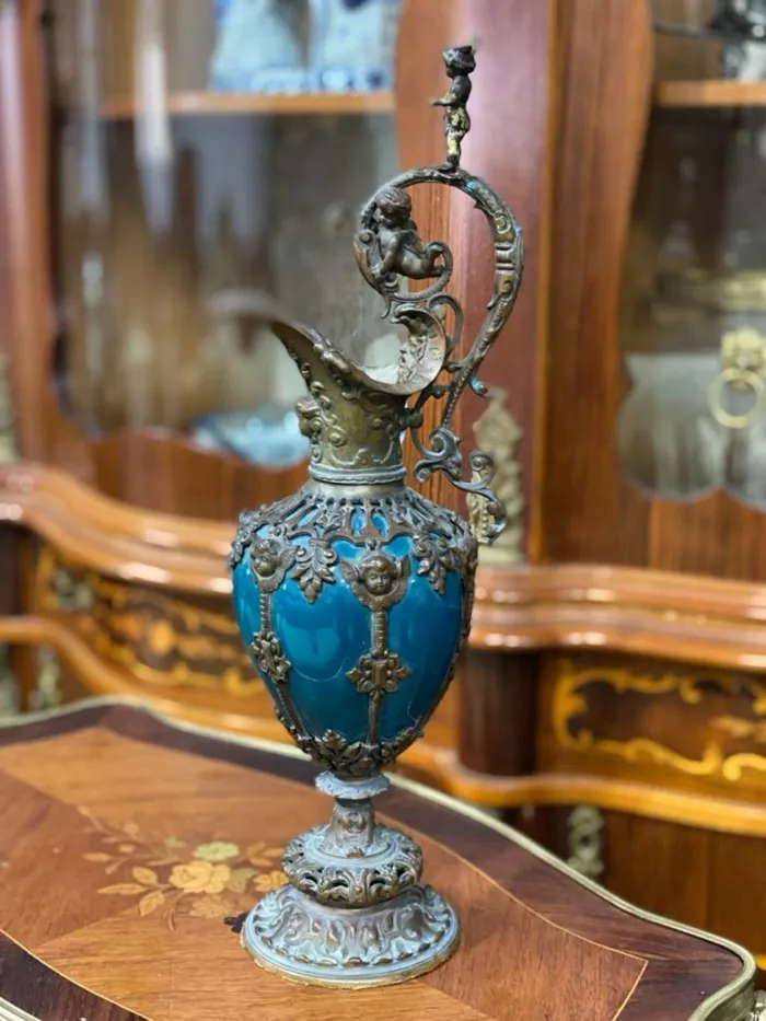 Антикварный магазин "Штучка".