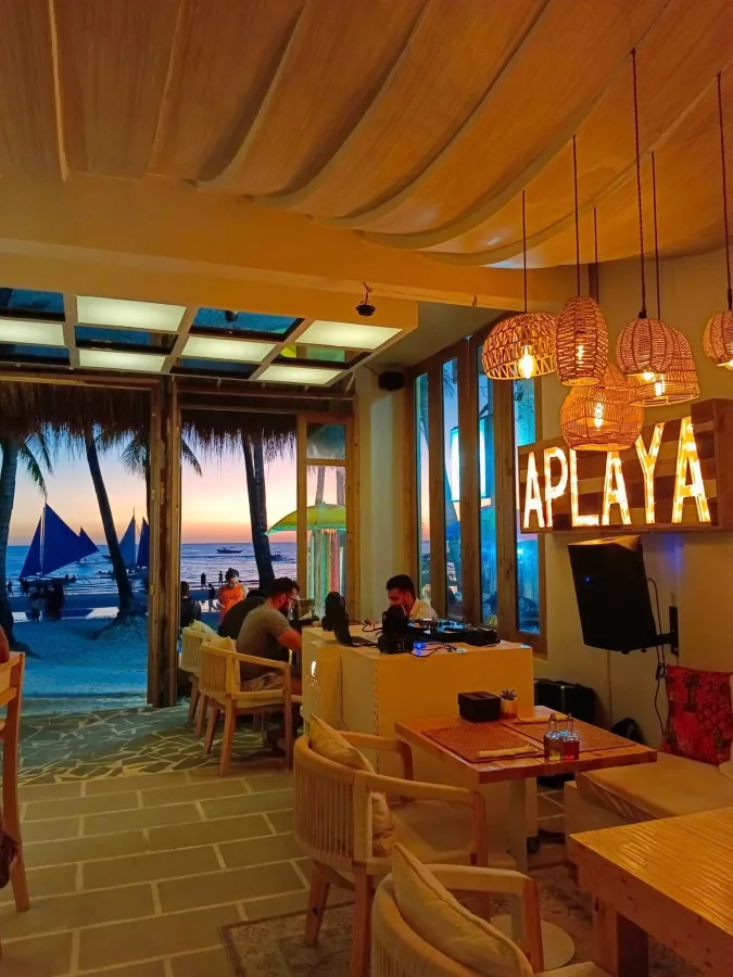 Рестобар Aplaya в Боракай: Бар, Пляж, Итальянская кухня , Italian food, Bar, Ресторан, Restaurant,