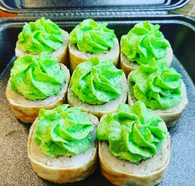 Кафе Суши Токио в Краснодаре: Пицца , Супы, Бургеры, Японская кухня, Можно с собакой, Заказ навынос,