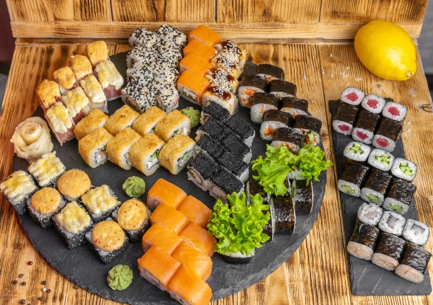 Суши-бар Rooooolls в Краснодаре: Китайская кухня, Салаты , Суши , Доставка, Супы, Пицца, Заказ навынос,