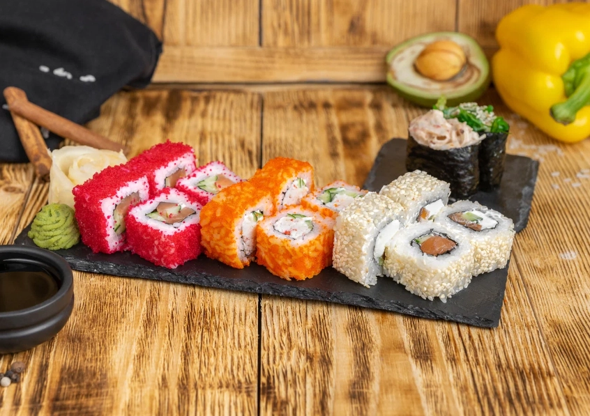 Суши-бар Rooooolls в Краснодаре: Китайская кухня, Салаты , Суши , Доставка, Супы, Пицца, Заказ навынос,