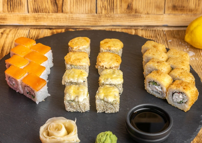 Суши-бар Rooooolls в Краснодаре: Китайская кухня, Салаты , Суши , Доставка, Супы, Пицца, Заказ навынос,