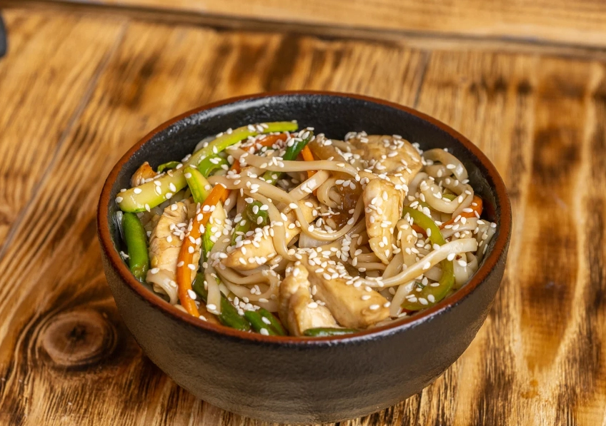 Суши-бар Rooooolls в Краснодаре: Китайская кухня, Салаты , Суши , Доставка, Супы, Пицца, Заказ навынос,