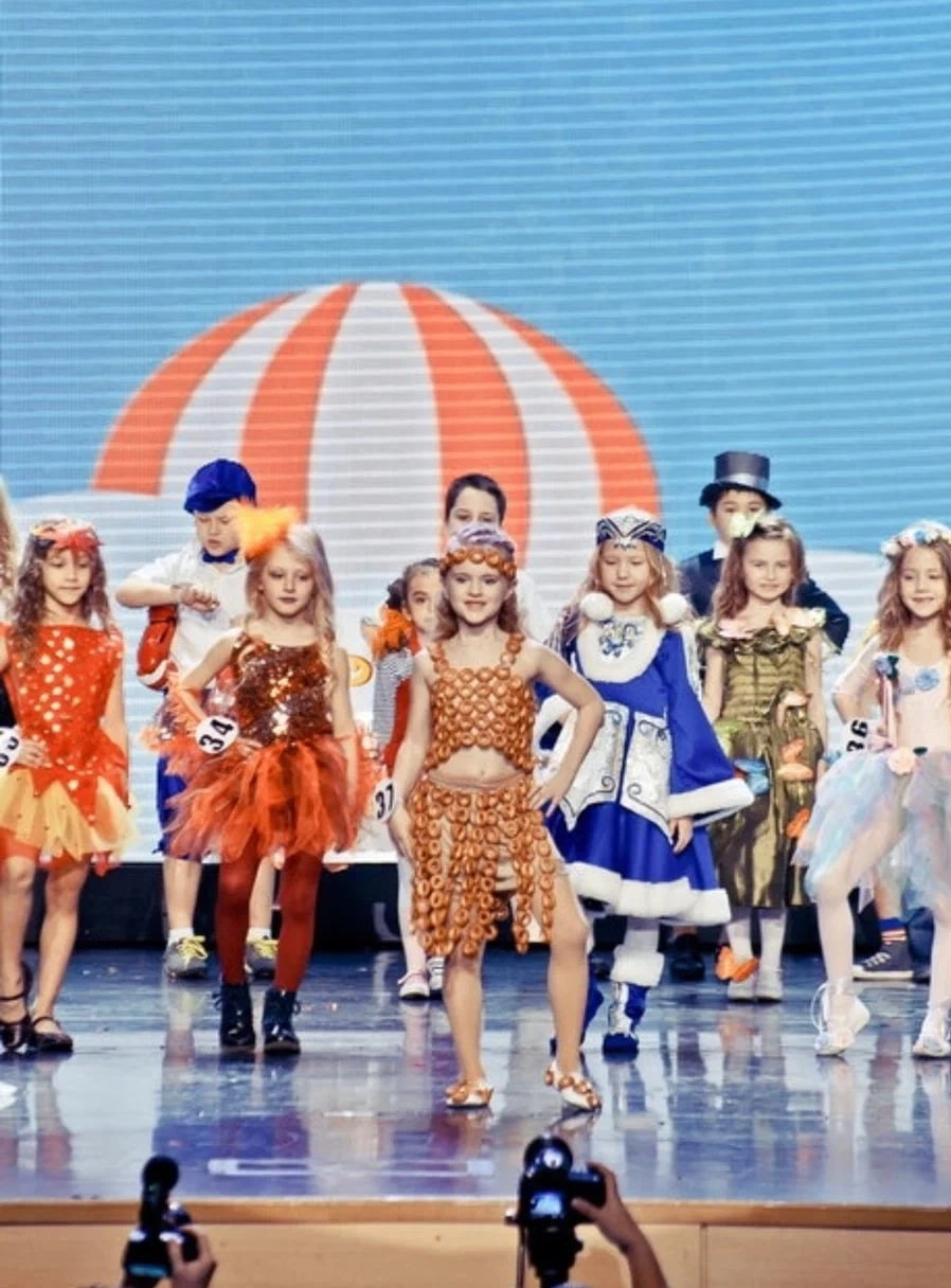 Модельное агентство "Creative Models".