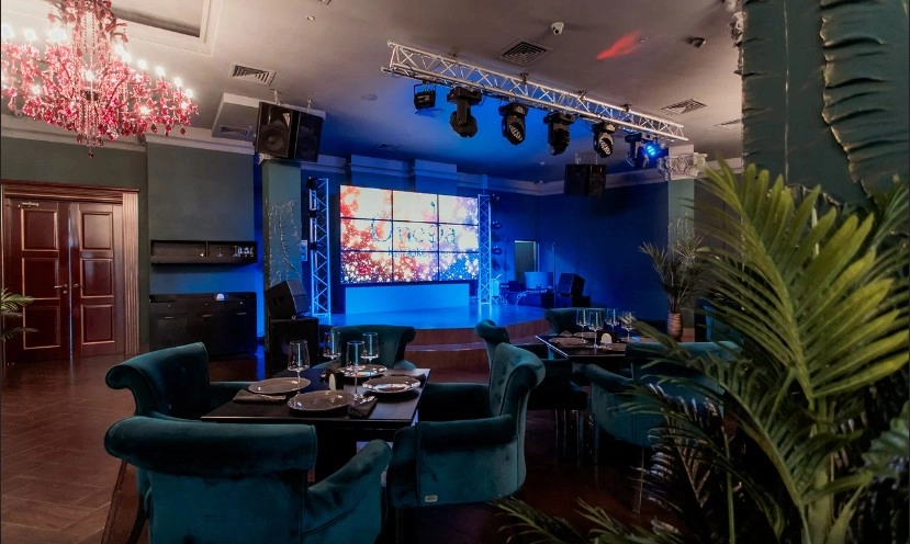 Караоке-бар "Opera".