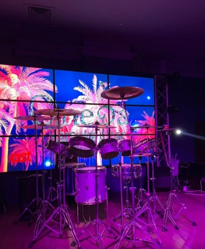 Караоке-бар "Opera".