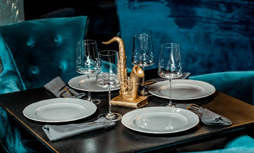 Караоке-бар "Opera".