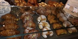 КафеThe Brothers в Комо: Итальянская кухня , Десерты , Напитки , Кафе ,