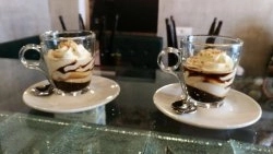 КафеThe Brothers в Комо: Итальянская кухня , Десерты , Напитки , Кафе ,