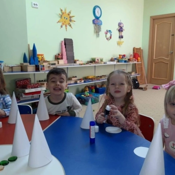 Детский клуб Семик в Краснодаре: Детский центр, Развивающий центр, Детское развитие, Образовательный центр, Центр раннего развития, Обучение детей, Курсы для детей, Развитие детских навыков, Детский досуг,