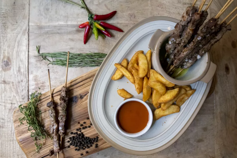 Ресторан Figli Dei Fiori Restaurants в Комо: Итальянская кухня , Европейская кухня , Напитки , Десерты ,