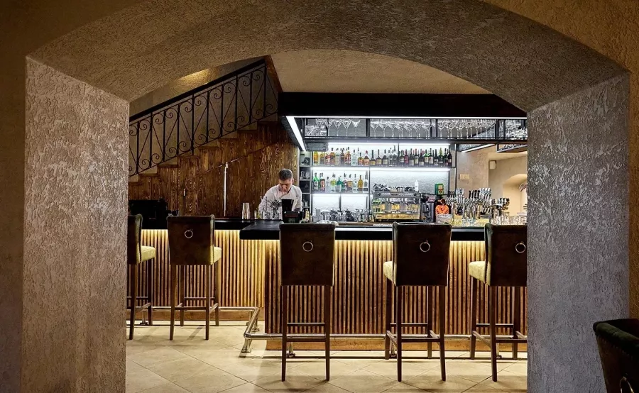 Бар Lidbeer Bar Легенда в Минске: Пивной бар, Европейская кухня, Бизнес-ланч, Заказ столиков, Танцпол, Оплата картой, Оплата через банк, Наличный расчёт, Винная карта,