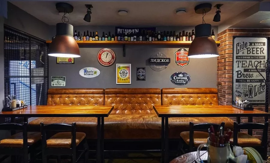 Бар Lidbeer Bar 1876 в Минске: Пивной бар, Европейская кухня, Заказ столиков, Летняя терраса, До 70 мест, Оплата картой, Спортивные трансляции, Наличный расчёт,