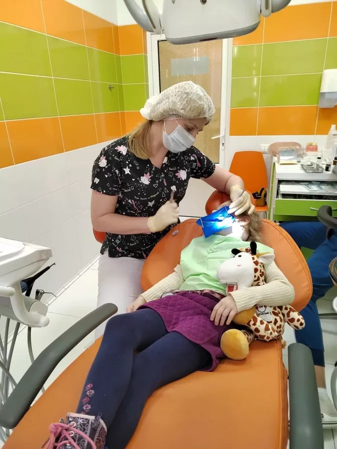 Стоматологическая клиника Асти в Сочи: Лечение зубов, Зубы, Брекеты, Виниры, Установка имплантов,
