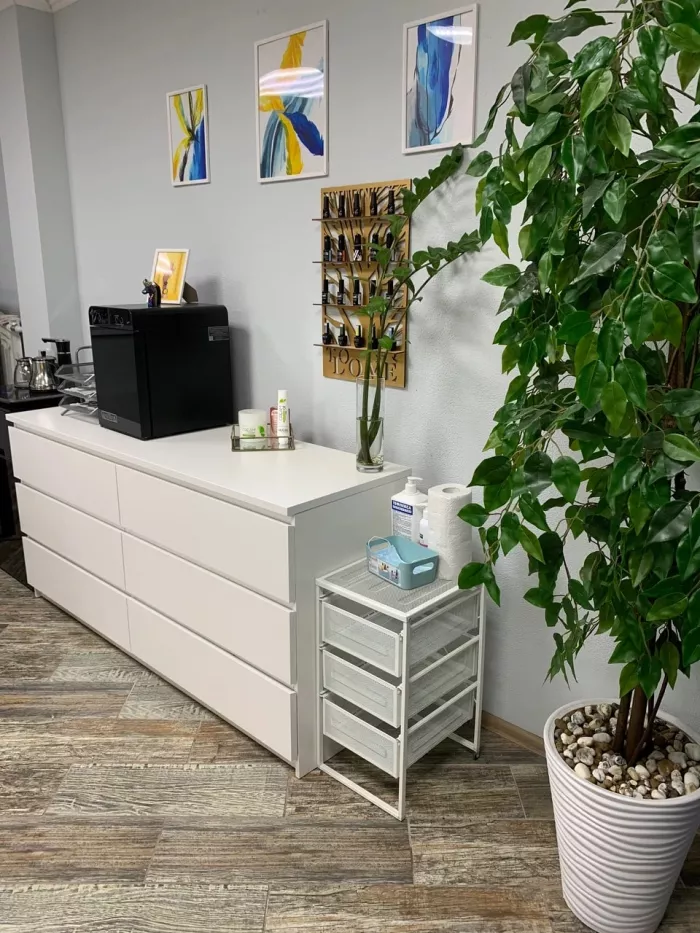 Ногтевая студия "Manik".