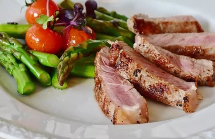 Ресторан Старый Город в Краснодаре: Ресторан, Вкусно, Напитки, Стейки, Супы, Кафе,