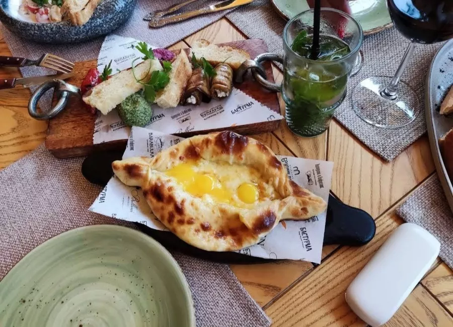 Ресторан БумБараш в Краснодаре: Вкусно, Покушать, Напитки, Десерты , Красиво, Уютно,
