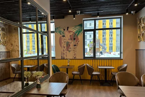Coffee & Flowers Giraffe в Видном