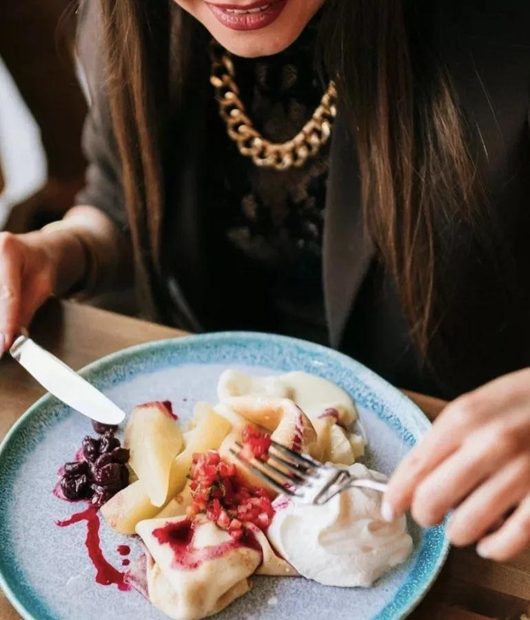 Ресторан Gastroport Adler в Сочи: Бизнес ланч, Итальянская кухня, Азиатская кухня, Десерты, Живая музыка , Английский завтрак, Проведения банкетов, Адлер, Постное меню,