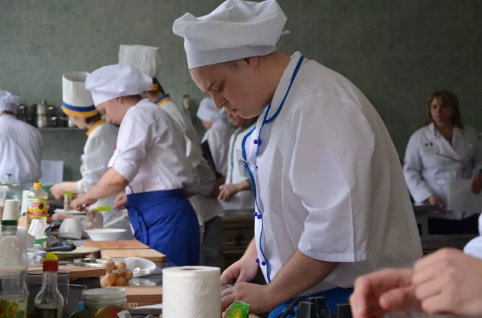 Донской техникум кулинарного искусства и бизнеса  в  Ростове-на-Дону