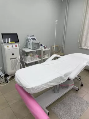 Косметологический центр "Beauty Zone".