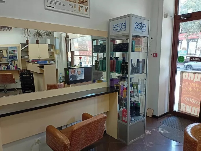 Салон красоты "Успех".