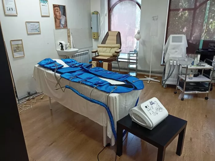 Салон красоты "Успех".