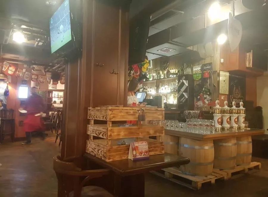 Ресторан Пражечка в Краснодаре: Морепродукты, Стейки, Ресторан, Вкусно, Алкоголь, Красиво,