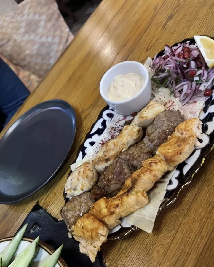 Ресторан Чайхона №1 в Сочи: Грузинская кухня , Восточная кухня, Европейская кухня, Блюда на мангале, Шашлык,