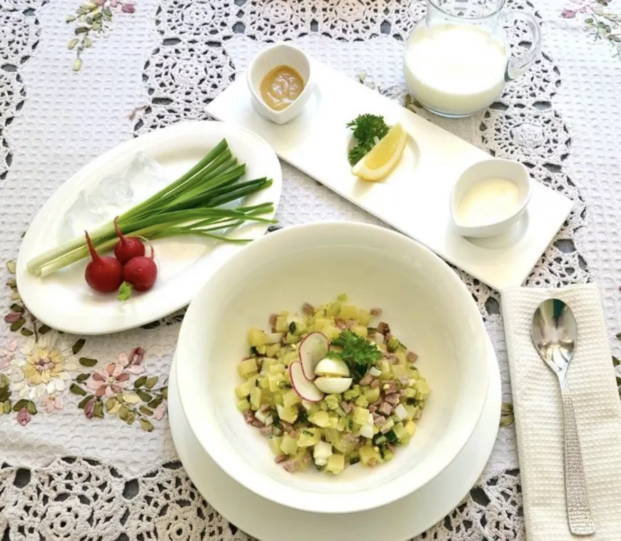 Ресторан Оливье в Сочи: Итальянская кухня, Европейская кухня, Салаты, Мясо на гриле, Шашлык, Детское меню, Завтрак,