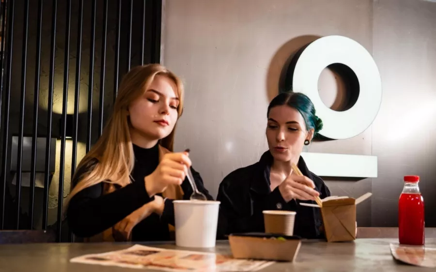 Кафе TokiNY в Минске: Японская кухня, Заказ навынос, Детское меню, До 25 мест, Наличный расчёт, Оплата картой, Паназиатская кухня, Бизнес-ланч,