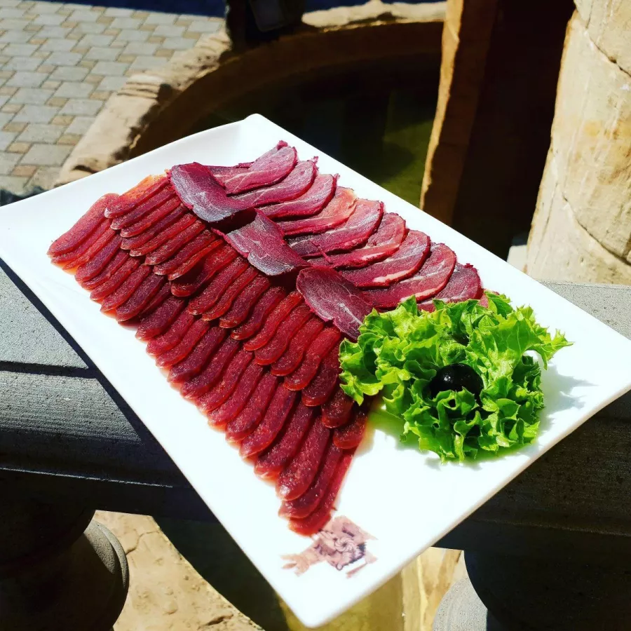 Ресторан АРИН-БЕРД в Краснодаре: Стейки, Красиво, Ресторан, Уютно, Вкусно, Напитки, Европейская кухня,