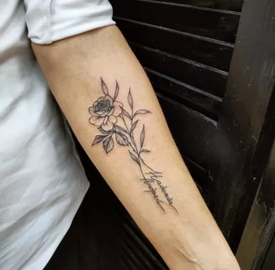 Тату-салон "Tattoo Bolt Crew".
