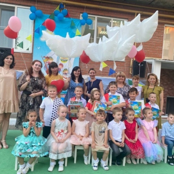 Детский центр Шаг за шагом в Краснодаре: Развивающий центр, Репетиторы, Аэробика, Хореография, Подготовка к школе, Логопеды, Английский язык, Психологи,