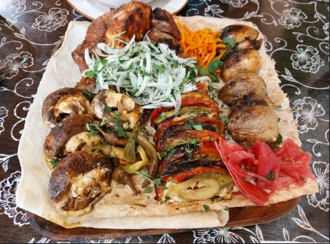 Кафе  Очаг в Адлере: Еда, Грузинская кухня, Японская кухня, Доставка, Завтрак, Фастфуд,