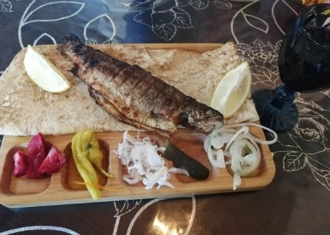 Кафе  Очаг в Адлере: Еда, Грузинская кухня, Японская кухня, Доставка, Завтрак, Фастфуд,