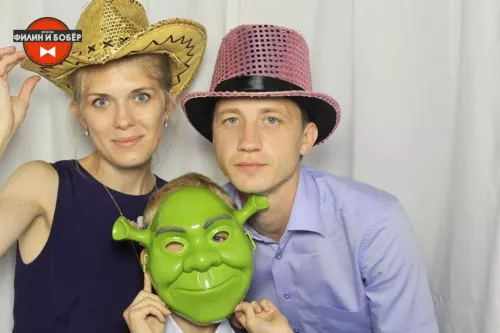 Фотобудка Филин и Бобер  в  Ростове-на-Дону