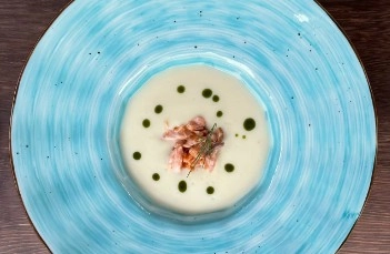 Кафе Patio в Адлере: Итальянская кухня, Кавказская кухня, Пиццерия, Терраса, Живая музыка, Европейская кухня, Бизнес-ланч,