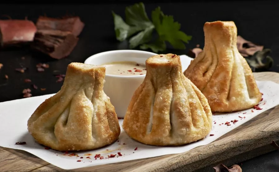 Сеть ресторанов грузинской кухни Эзо в Москве: Грузинская кухня, Хинкальные, Летняя терраса, Заказ навынос, Проведение банкетов,