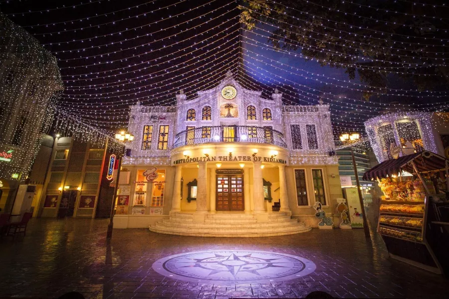 Детский центр KidZania в Дубаи: Профессии для детей , Центр развития , Мини-город, Тематические квесты , Копия города ,