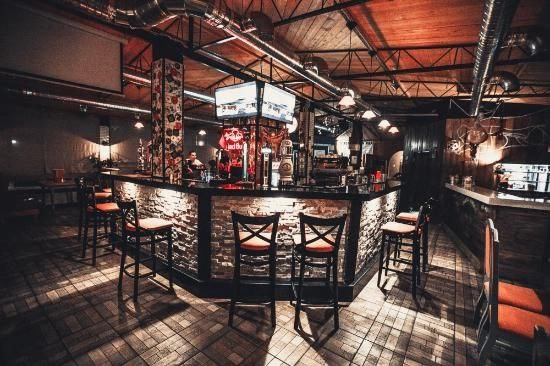 Бар "URBAN PUB"