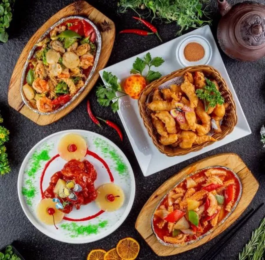 Ресторан Цинь в Санкт-Петербурге: Ресторан, Красиво, Вкусно, Уютно, Напитки, Бар, Стейки,