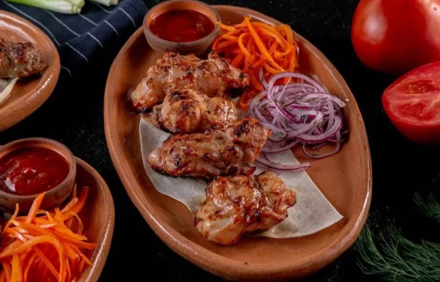Ресторан Цинь в Санкт-Петербурге: Ресторан, Красиво, Вкусно, Уютно, Напитки, Бар, Стейки,