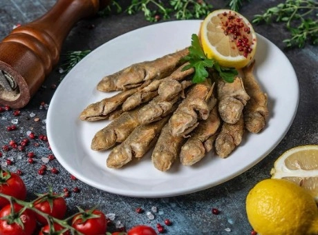 Ресторан Кон-Коронель в Адлере: Винный бар, Русская кухня, кавказская кухня, Шашлычная, Банкетный зал, Терраса, Ресторан у воды, Панорамный ресторан, Бизнес-ланч,