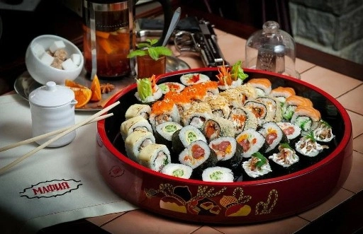 Кафе Мафия в Адлере: Еда, Русская кухня, Суши, Шашлык, Восточная кухня, Банкетный зал, Терраса,