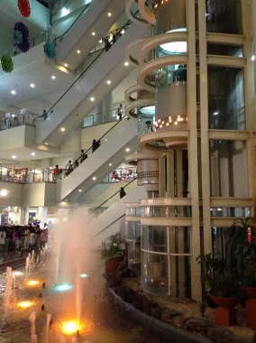 Торговый Центр «Robinsons Galleria»
