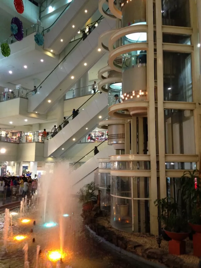 Торговый Центр Robinsons Galleria в Манила: Отдых, Торговый центр,