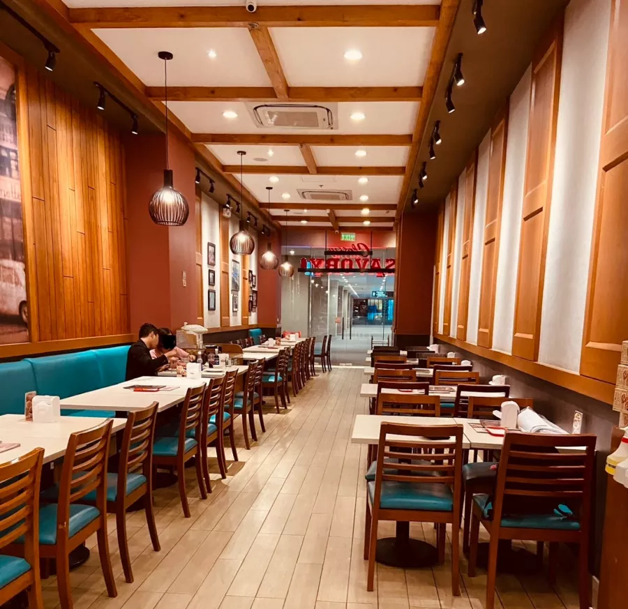 Торговый Центр Ayala Malls Manila Bay в Манила: Торговый центр, Шоппинг,