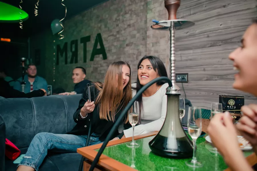 Кальян бар Мята Lounge на Ставропольской в Краснодаре: Кальян бар, Кальянная, Лаундж, Кафе, Компания, Вечер,